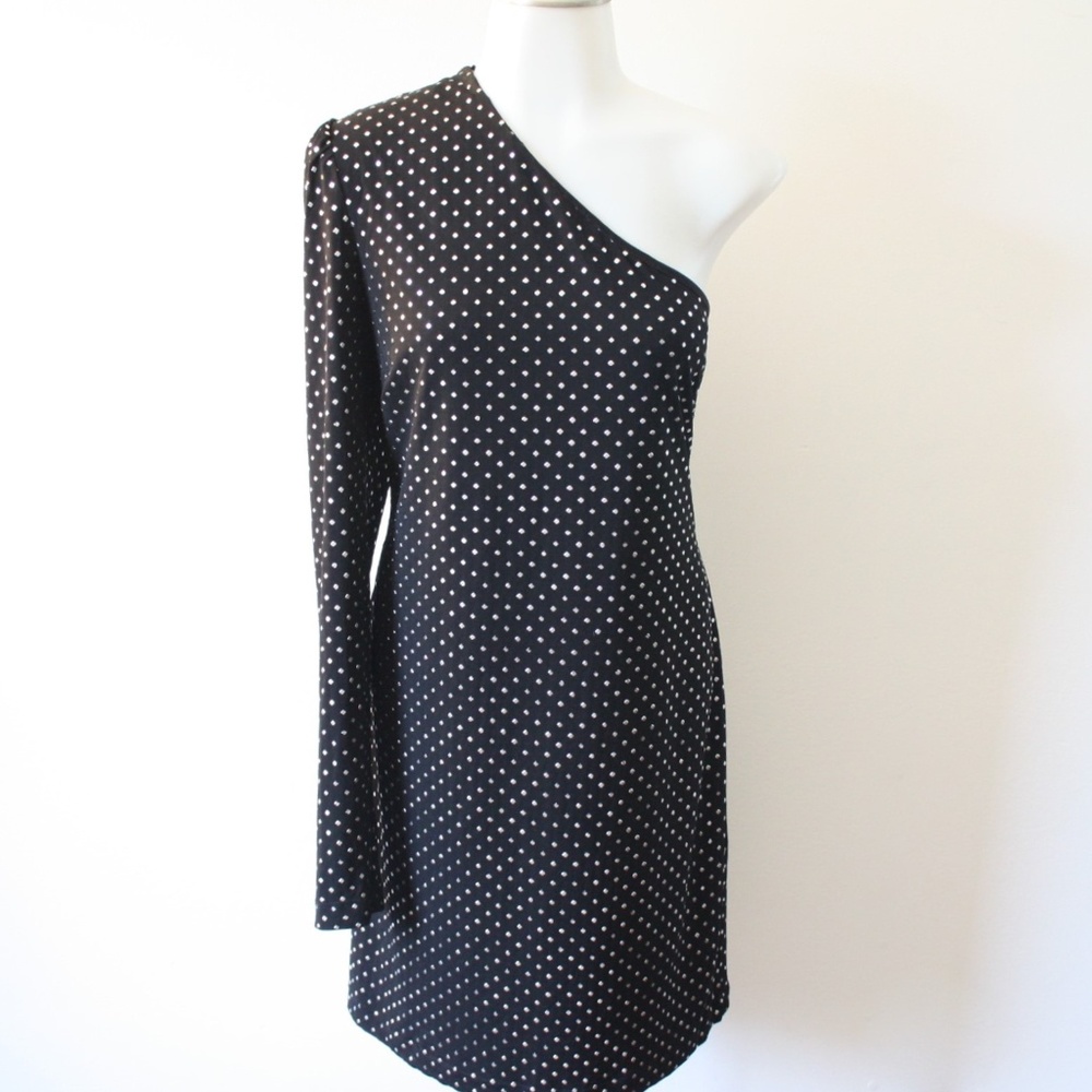 SALE! XL LOVE Tease One Shoulder Dress